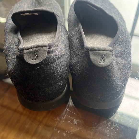 Women allbird Slip Ons - Picture 2 of 4